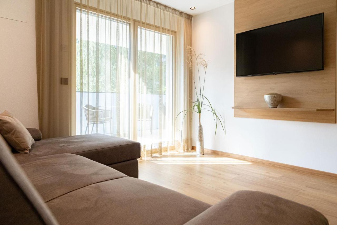 Nice Living Neue- Moderne Apartments Im Herzen Von Brixen - Kostenlose Brixencard - Ideal Fuer Familien, Paare, Geschaeftsreisende Und Allen Urlaubs Hungrigen エクステリア 写真