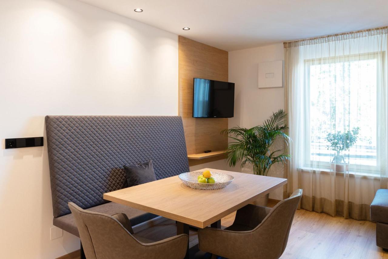 Nice Living Neue- Moderne Apartments Im Herzen Von Brixen - Kostenlose Brixencard - Ideal Fuer Familien, Paare, Geschaeftsreisende Und Allen Urlaubs Hungrigen エクステリア 写真