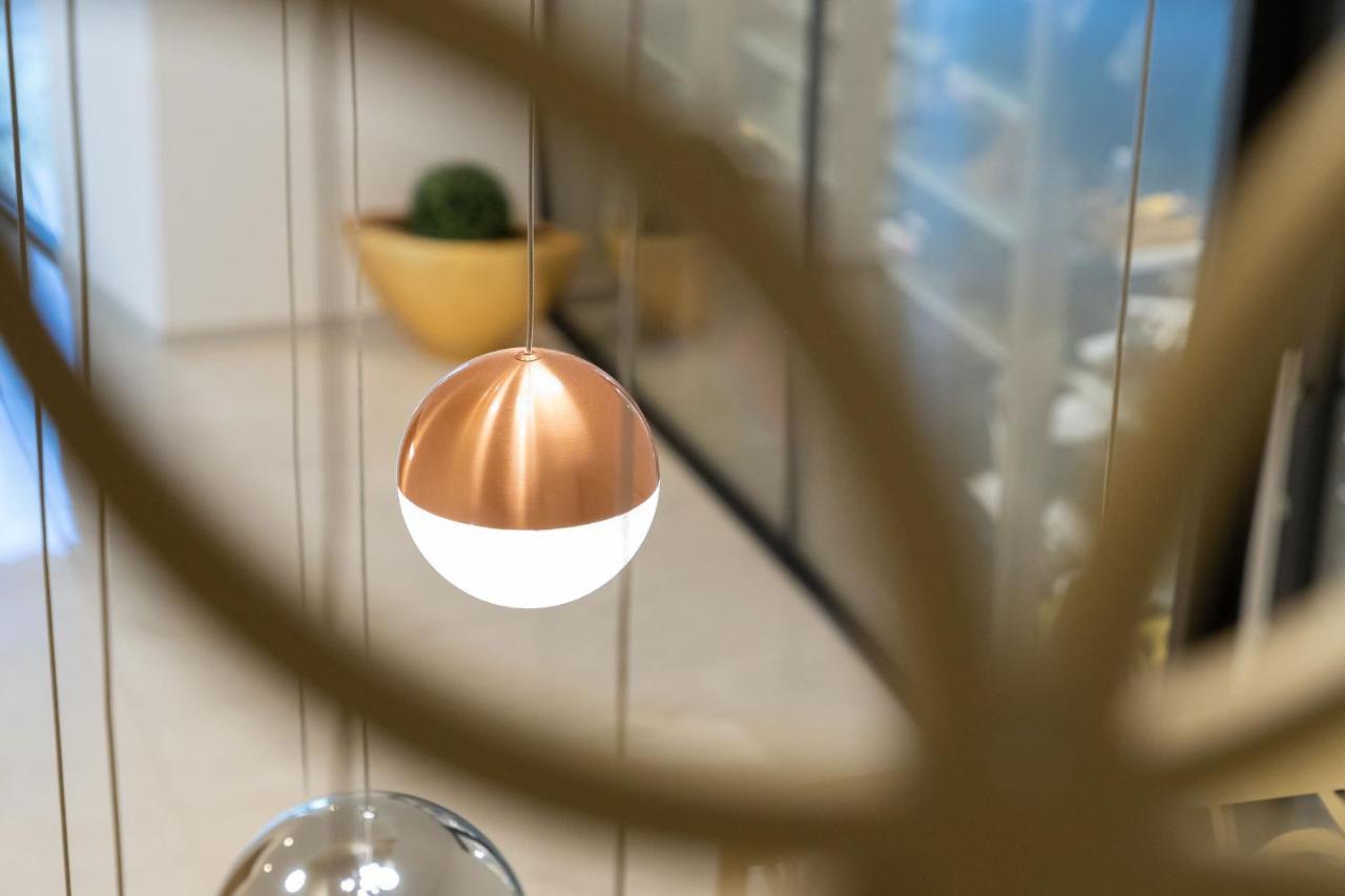 Nice Living Neue- Moderne Apartments Im Herzen Von Brixen - Kostenlose Brixencard - Ideal Fuer Familien, Paare, Geschaeftsreisende Und Allen Urlaubs Hungrigen エクステリア 写真