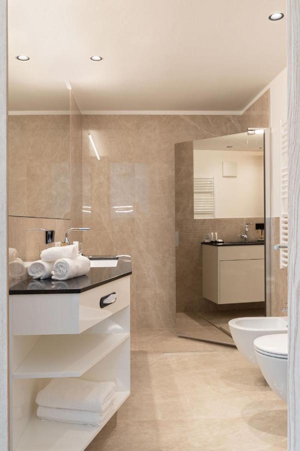 Nice Living Neue- Moderne Apartments Im Herzen Von Brixen - Kostenlose Brixencard - Ideal Fuer Familien, Paare, Geschaeftsreisende Und Allen Urlaubs Hungrigen エクステリア 写真